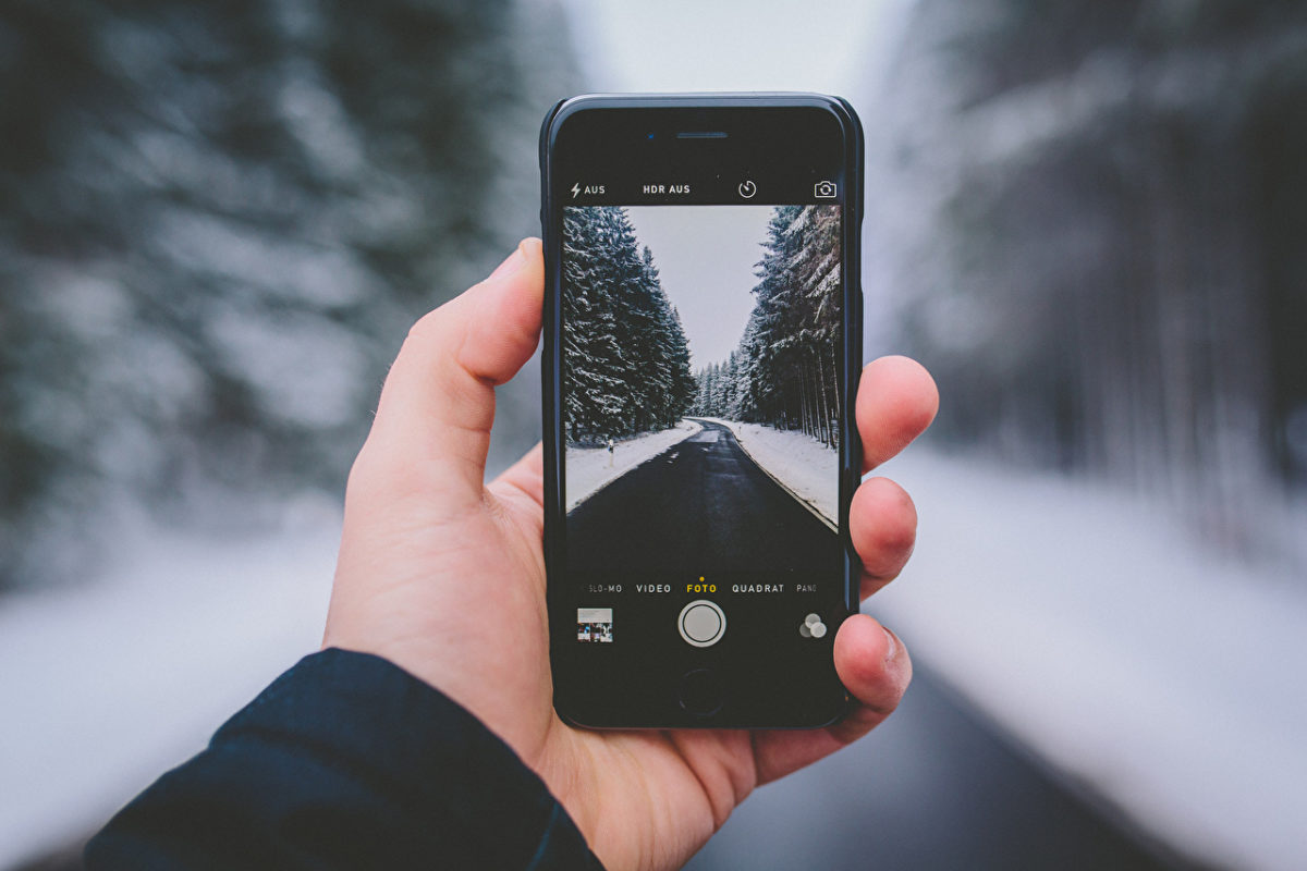 Лайфхаки: що робити, якщо iPhone відключається взимку