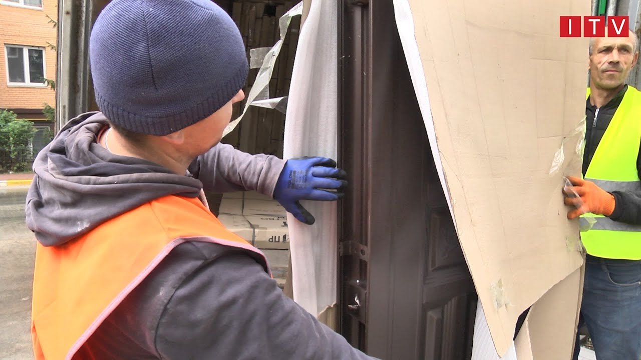 Компанія «Міністерство дверей» передала Фонду відновлення Ірпеня 86 комплектів дверей